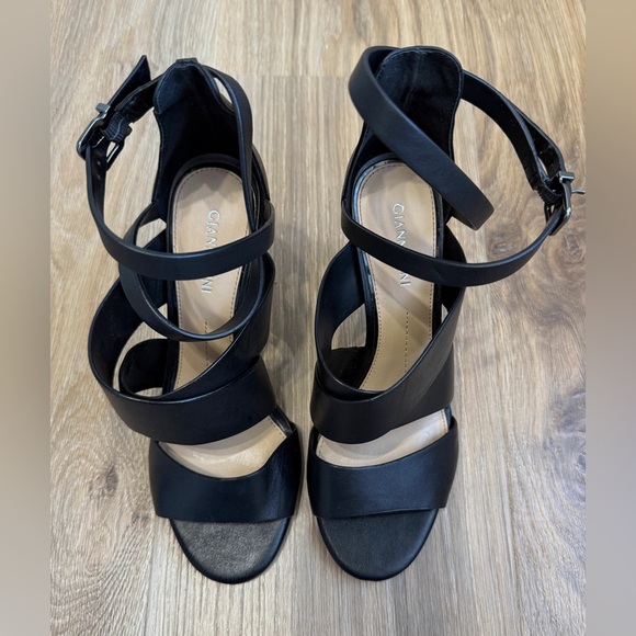 Gianni Bini Black Strappy Heels Size 8.5 EUC - Picture 3 of 5